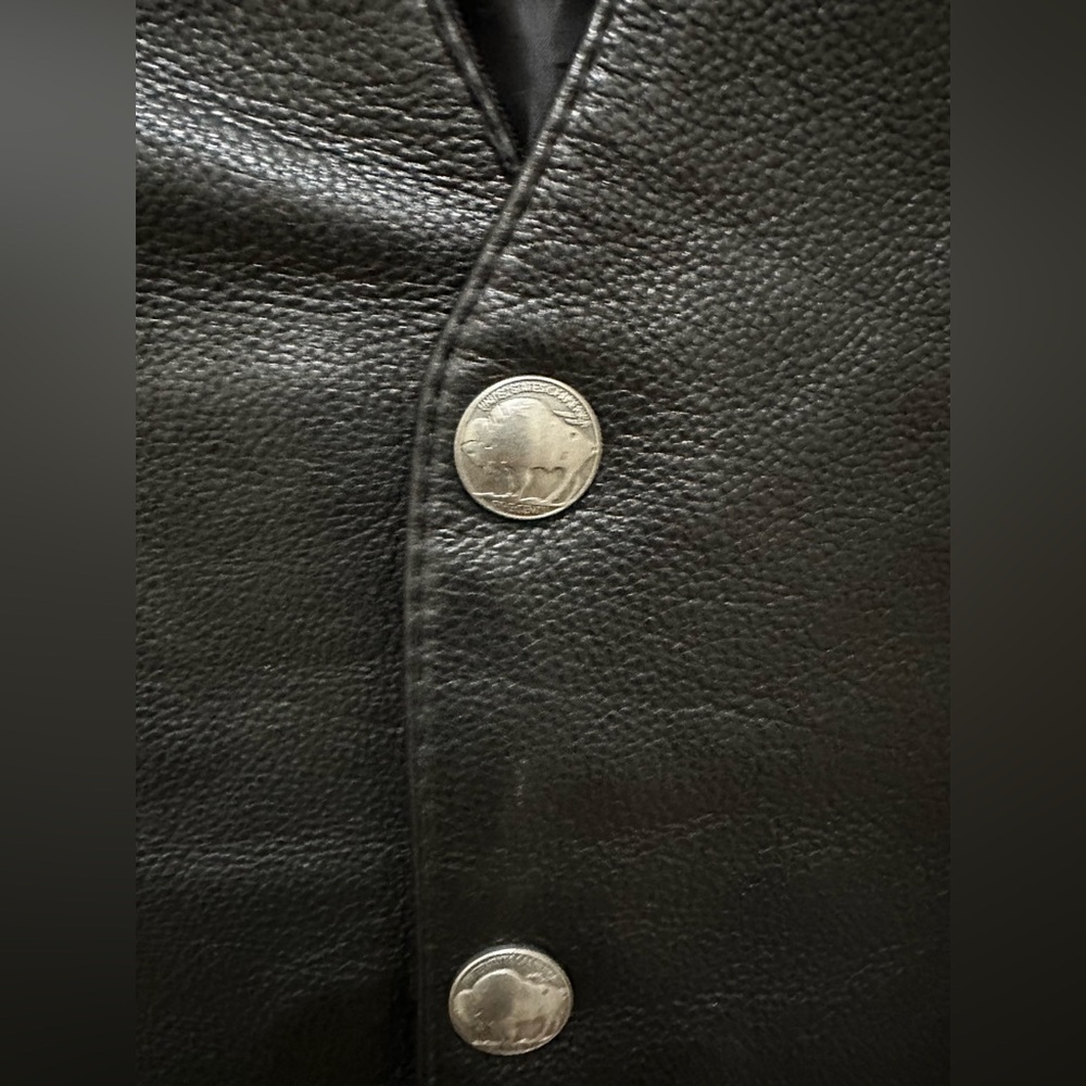 First Classics Black Leather Motorcycle Vest – XL - Picture 16 of 16